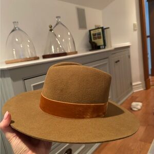 Lack Of Color Camel Fedora with Velvet Band